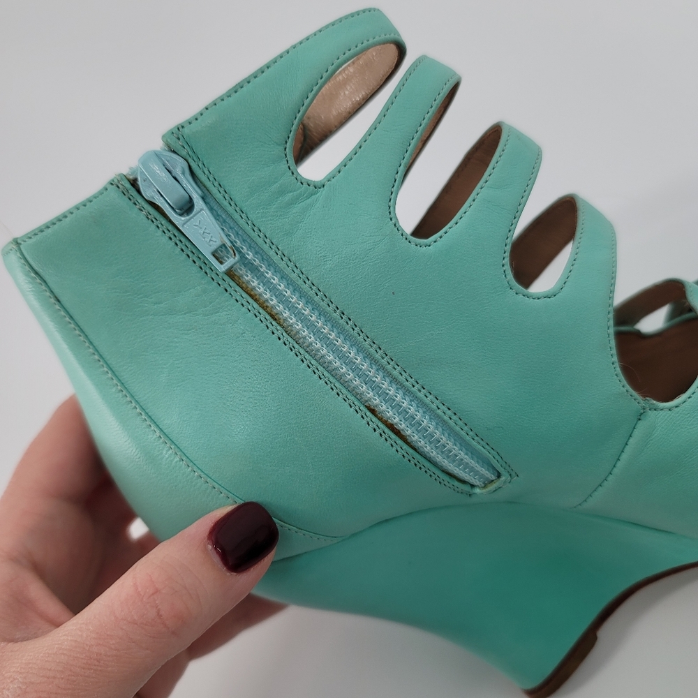 Oscar de la Renta Blue Strappy Dakota Nappa Wedge Sandals Size 35.5 - Picture 10 of 14